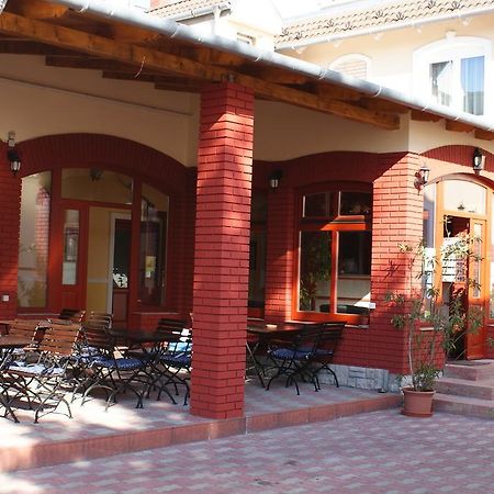 Hotel Palota City Budapesta Exterior foto