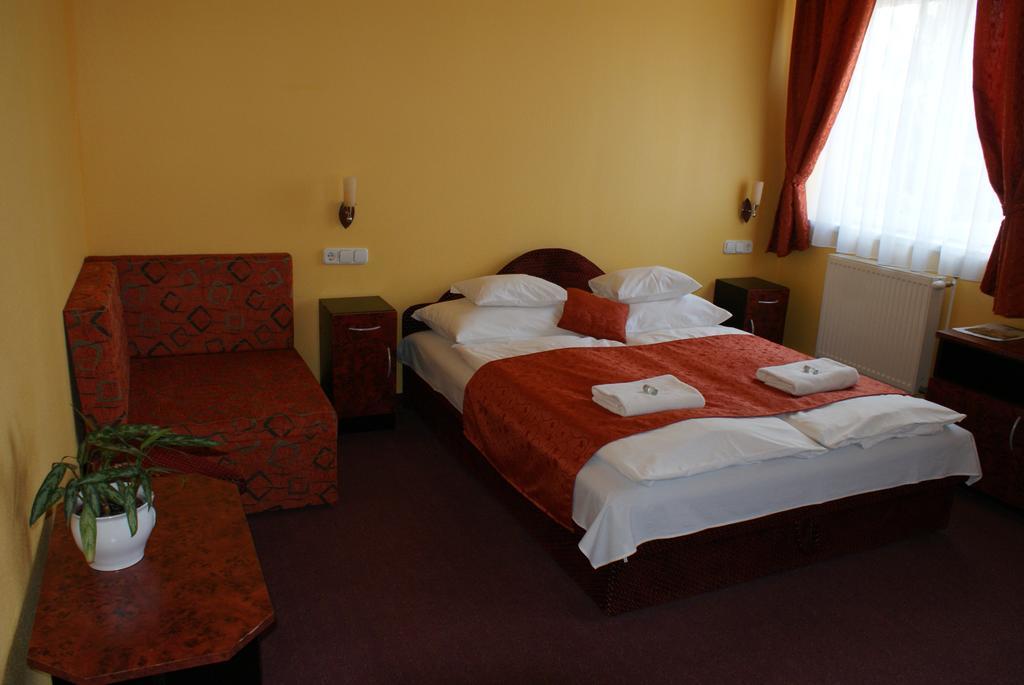 Hotel Palota City Budapesta Cameră foto