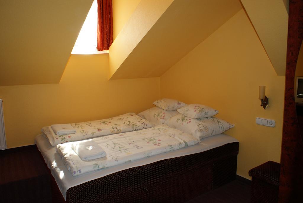 Hotel Palota City Budapesta Cameră foto
