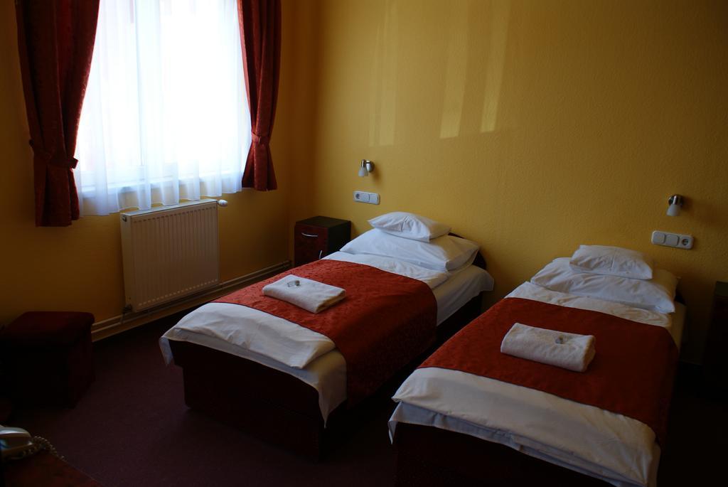 Hotel Palota City Budapesta Cameră foto