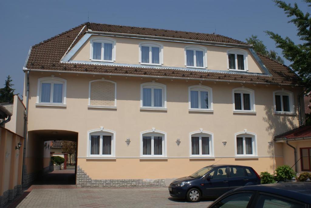 Hotel Palota City Budapesta Exterior foto